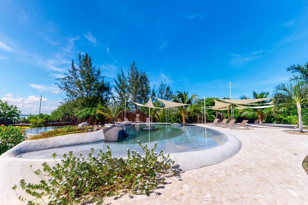 Dolphin @ Swan Villas Maya Beach Exterior photo